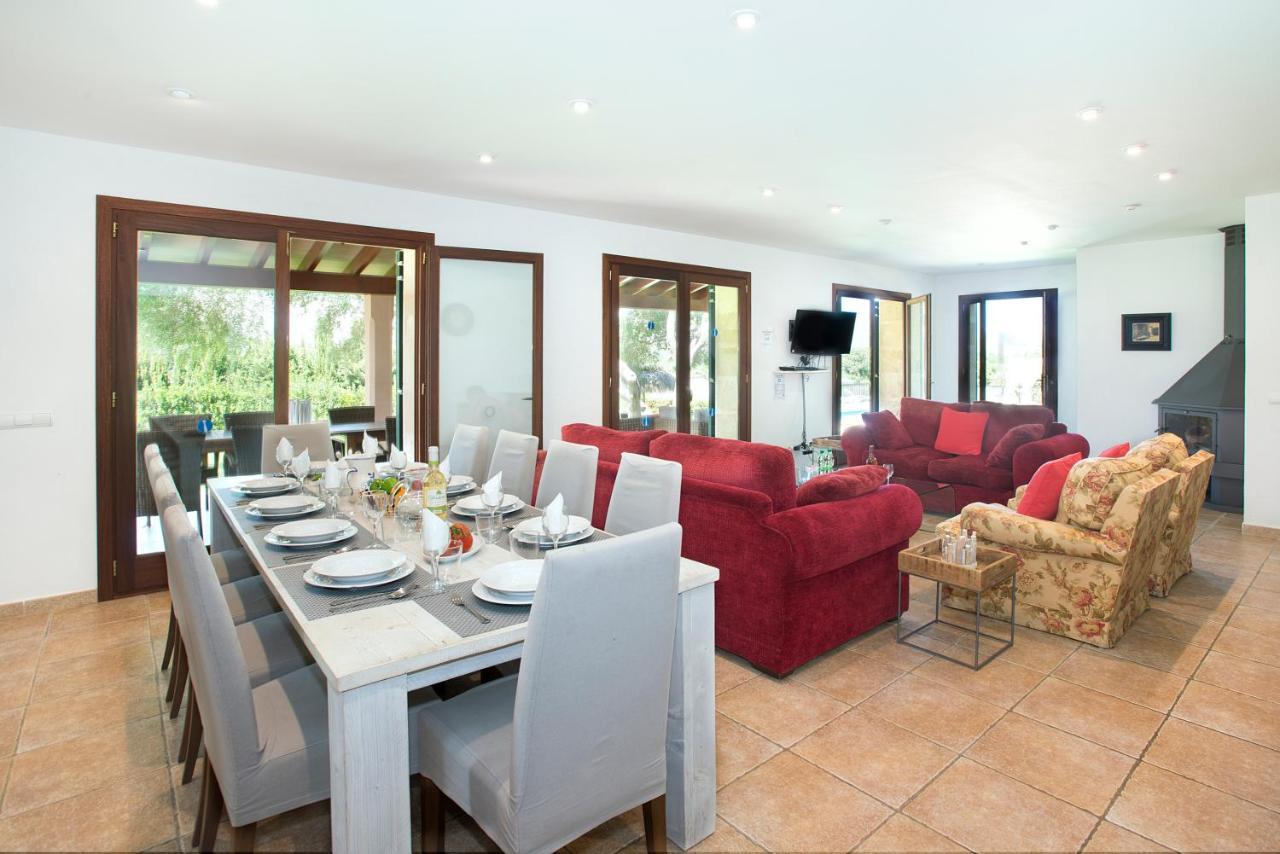 Owl Booking Villa Siquier - Luxury Retreat With Mountain Views 波连斯萨 外观 照片