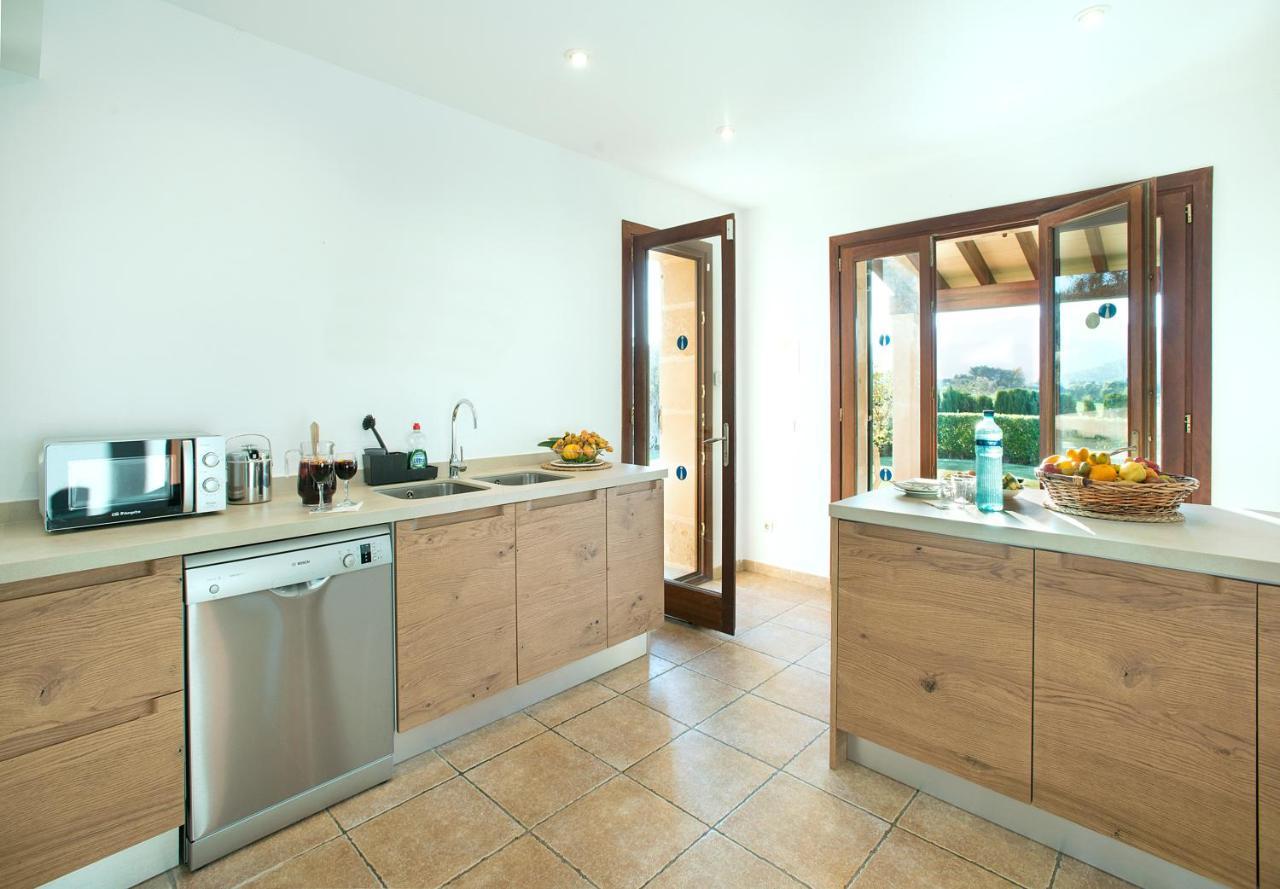 Owl Booking Villa Siquier - Luxury Retreat With Mountain Views 波连斯萨 外观 照片
