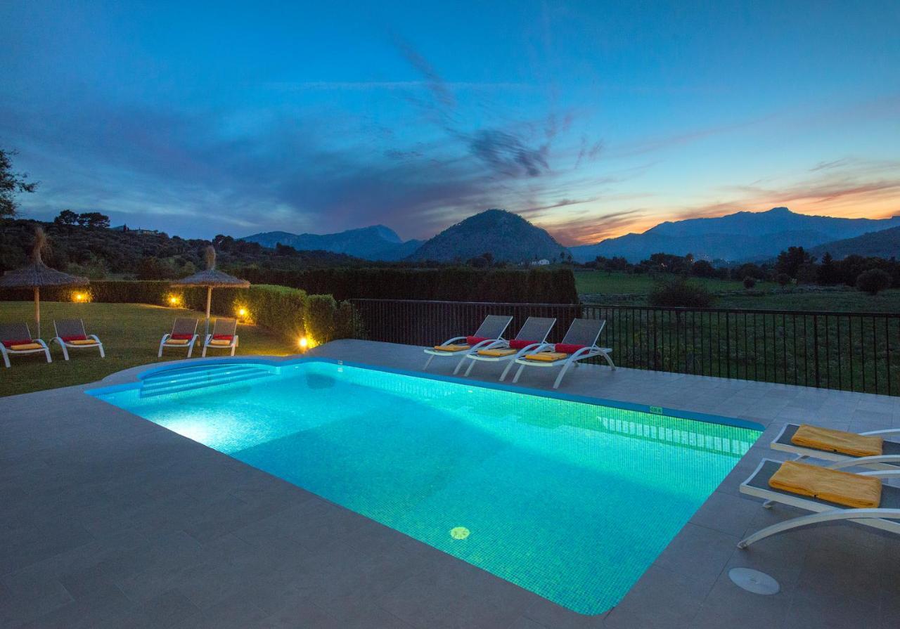 Owl Booking Villa Siquier - Luxury Retreat With Mountain Views 波连斯萨 外观 照片